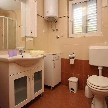 Fuer 3 Personen Ca 40 Qm In Silo, Kvarner Bucht Krk - B61496 *